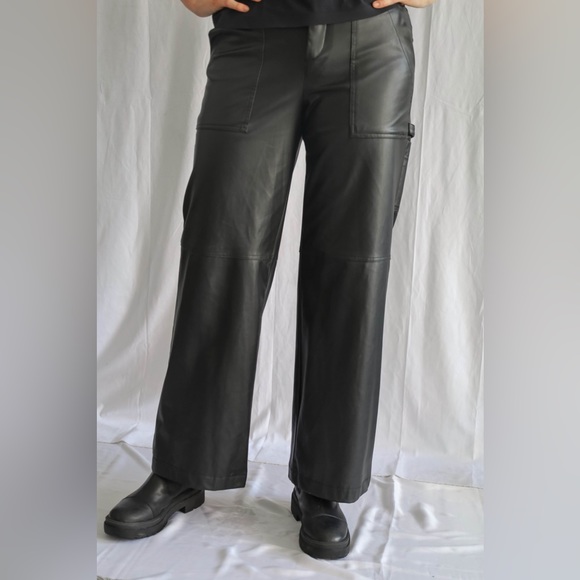 SALE 🔻 Zara Black Faux Leather Straight Leg Fleece Lined Cargo Pants - Picture 2 of 13